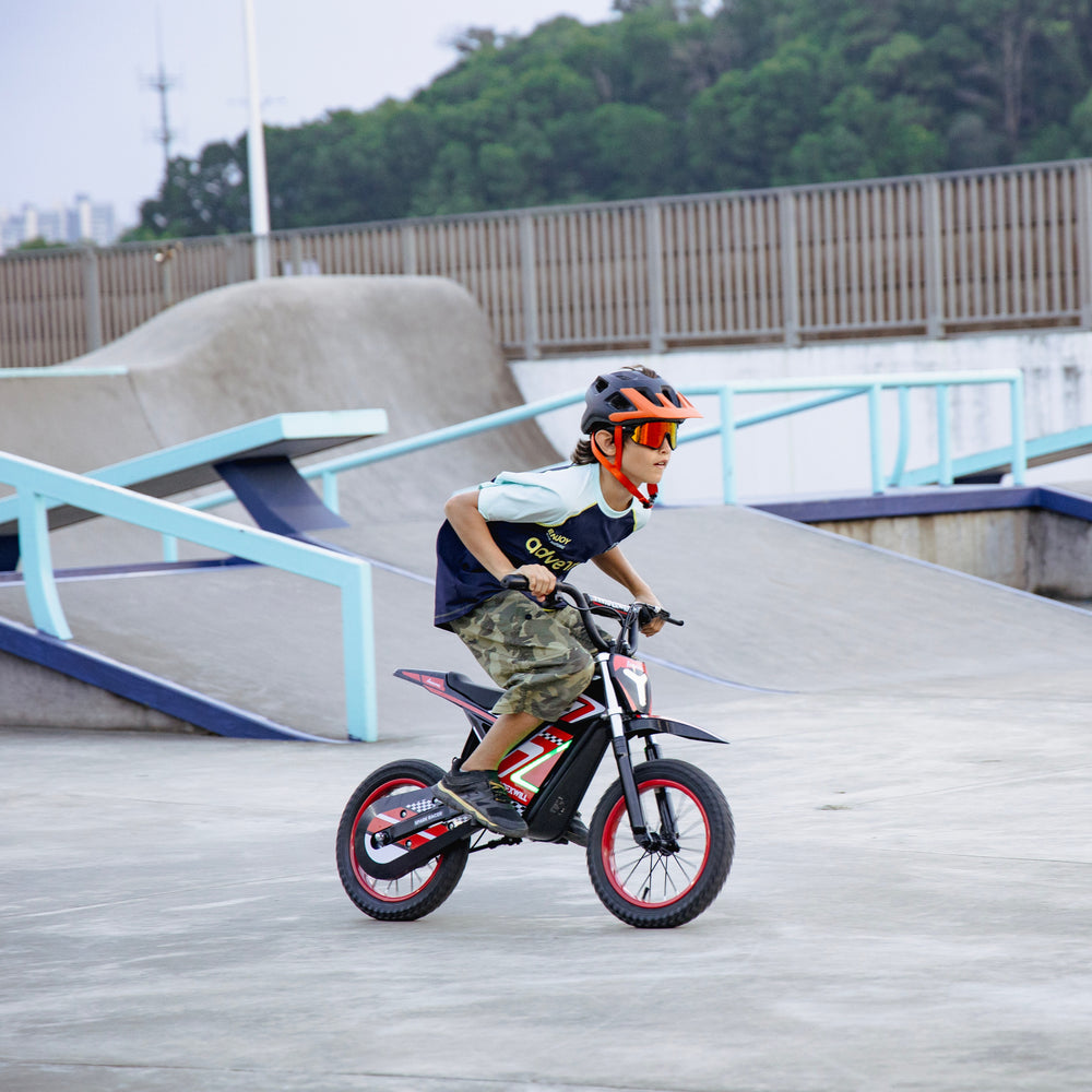 SPARK RACER IN ACTION